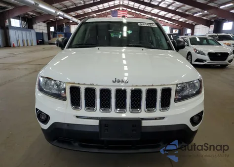 2016 Jeep Compass Sport из США, поврежденный, VIN 1C4NJDBB3GD610387